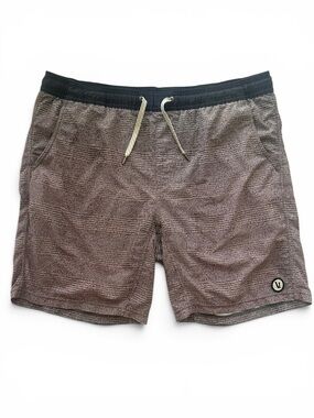 Vuori Kore Short 8” Lined LARGE